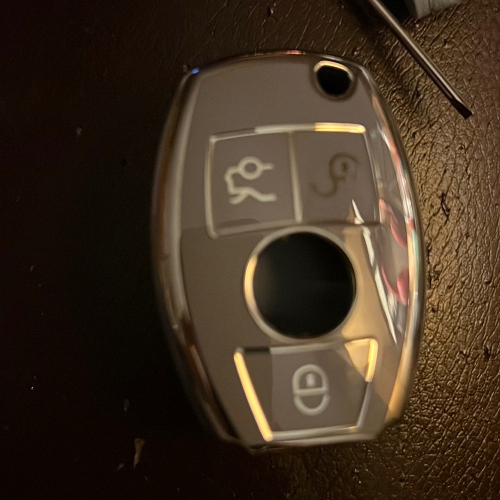 COPY - Key Fob Cover, 2 Keyrings and 1 Screwdriver